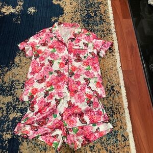 Victoria’s Secret butterfly satin 2 pc pajama short set